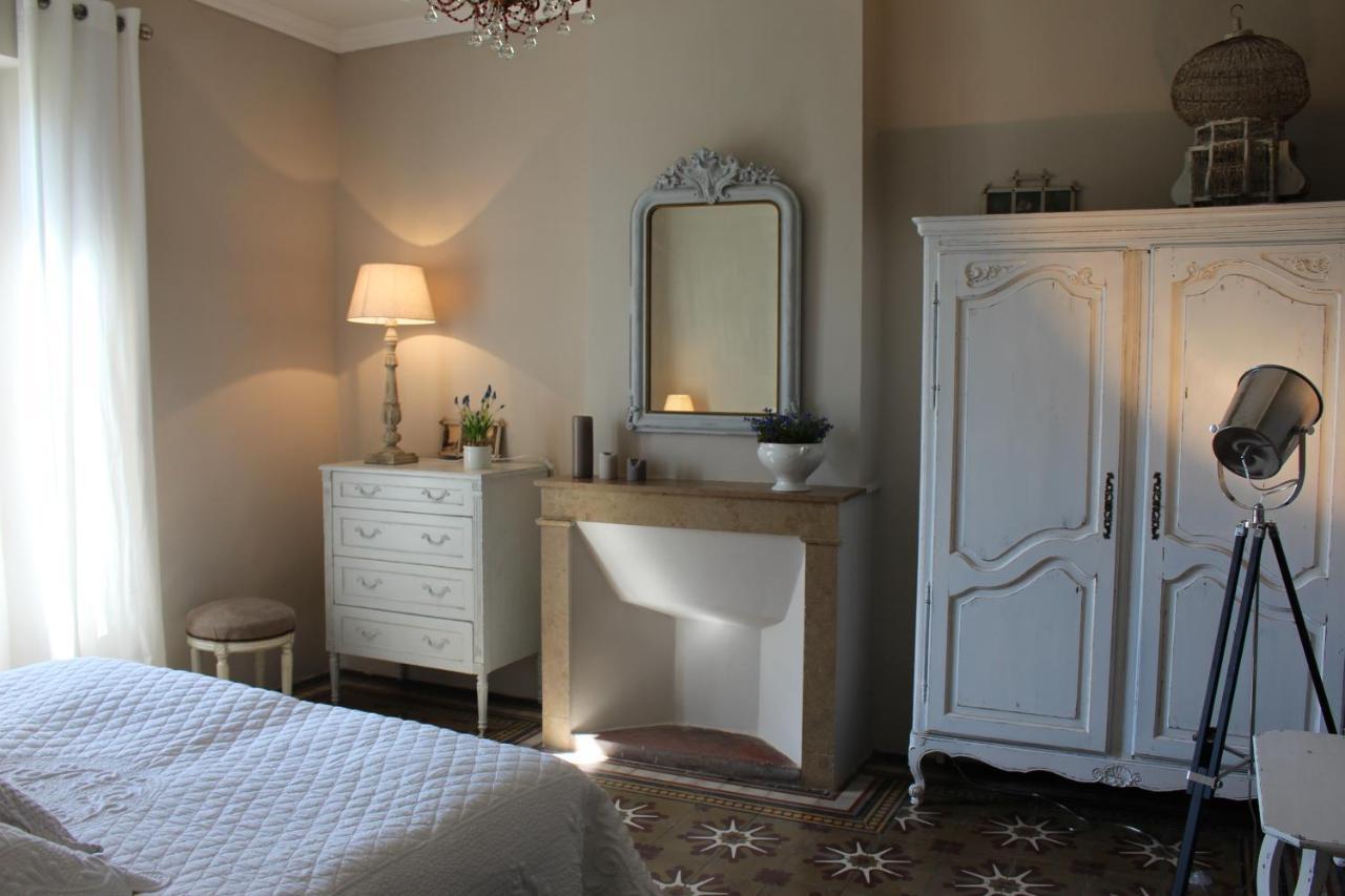 Mas Les Romarins, 10 Min D'Uzes, Piscine Et Grand Jardin Clos, Jeux, Nid De Repos Et Base Pour Activites Dans Le Gard (Adults Only) Exterior foto